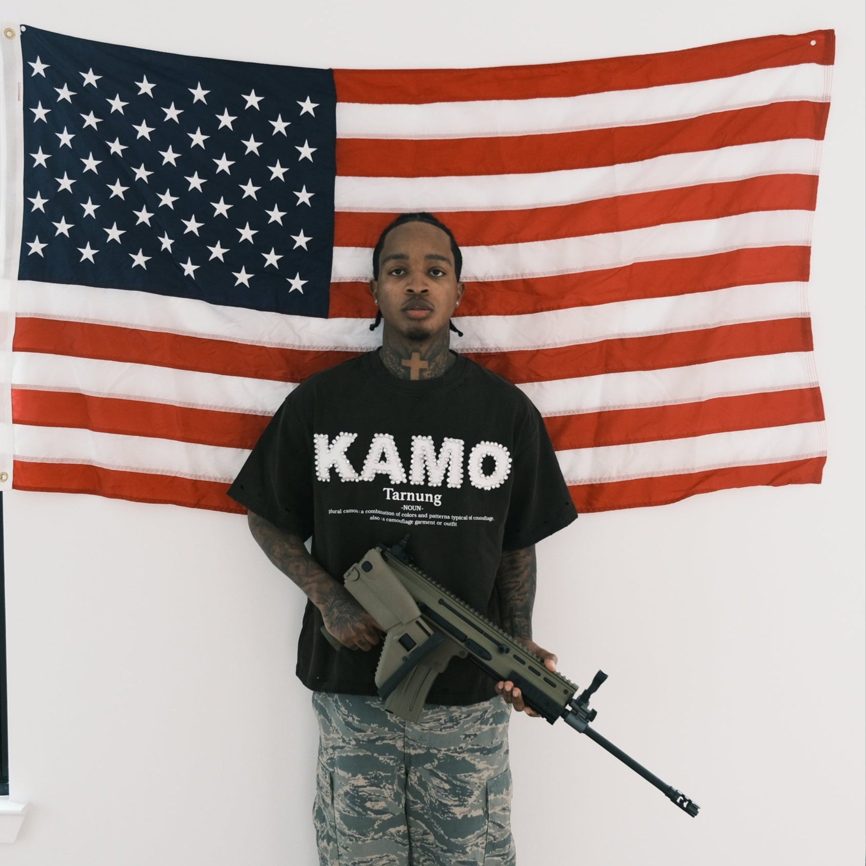 “MOSS” UNIFORM TEE